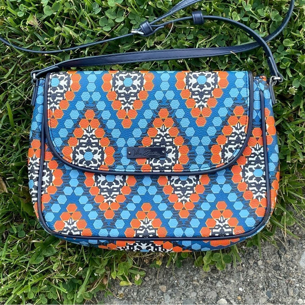 Vera Bradley crossbody bag